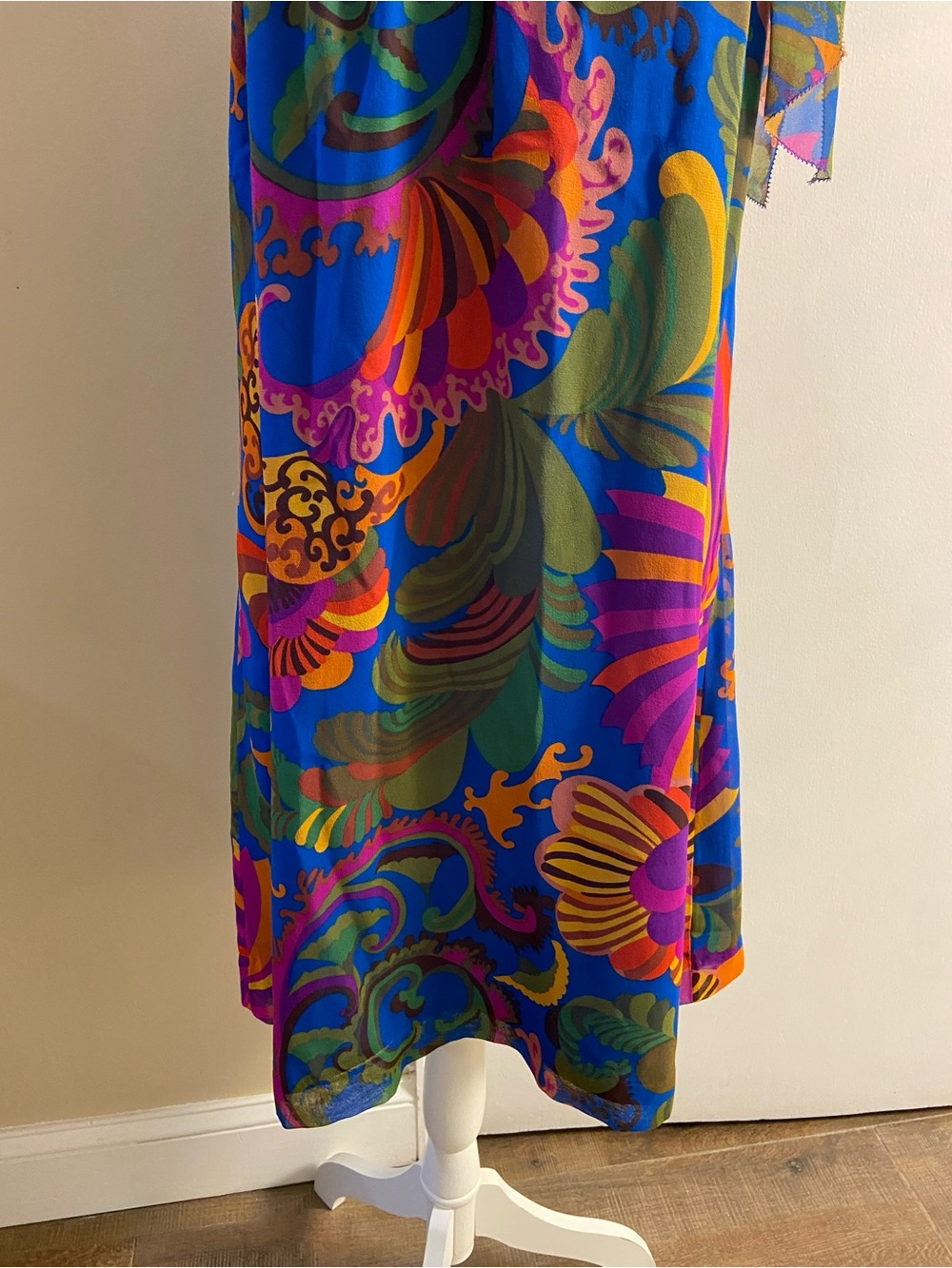 Trina Turk&Banaba Rep One-Shoulder Paisley Print Dress in Blue and Green Silk 12 - Picture 5 of 11